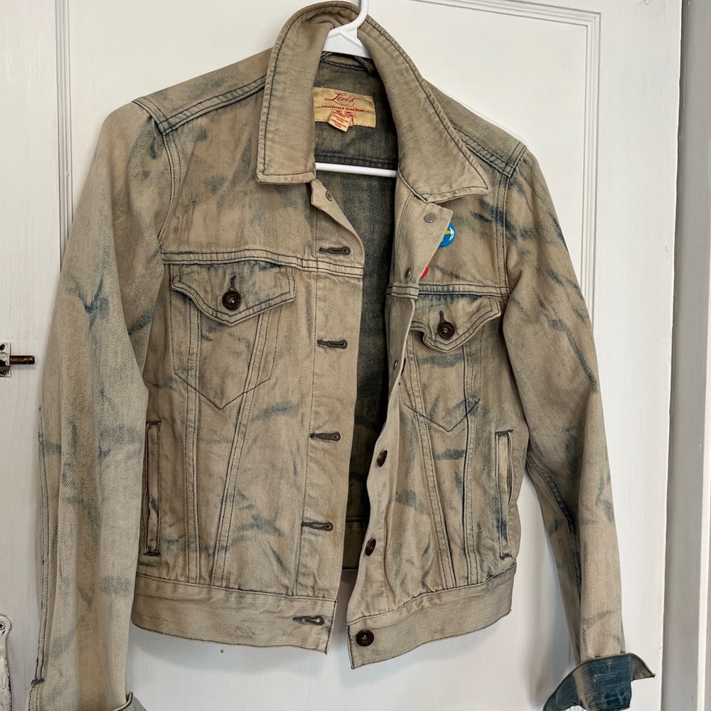 Levi’s denim jacket